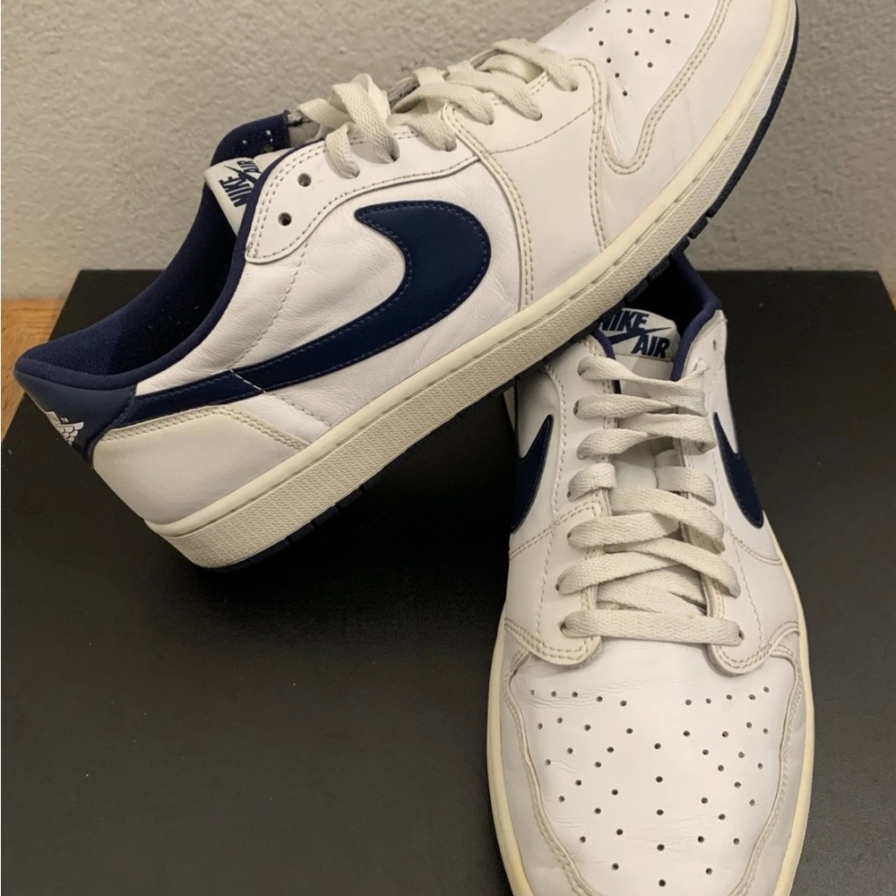 Nike Air jordan 705329-106 Sneakers - White/Navy